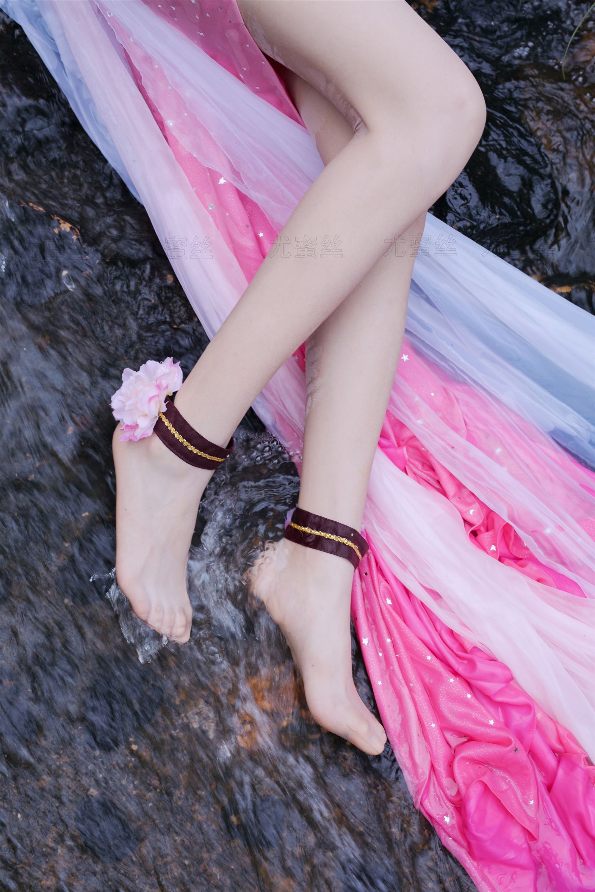 尤蜜丝 穿搭写真 NO.031